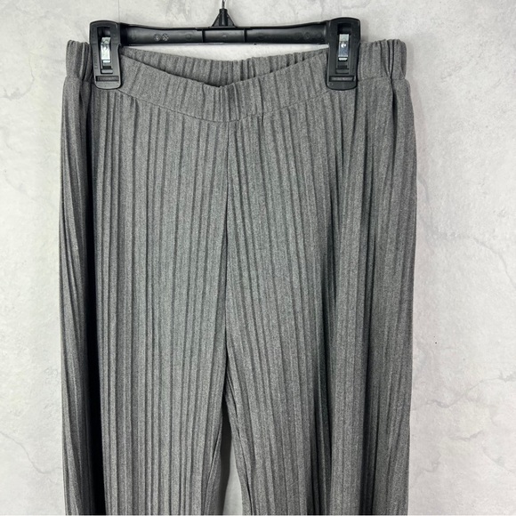 [Lindex] - Picture 2 of 3